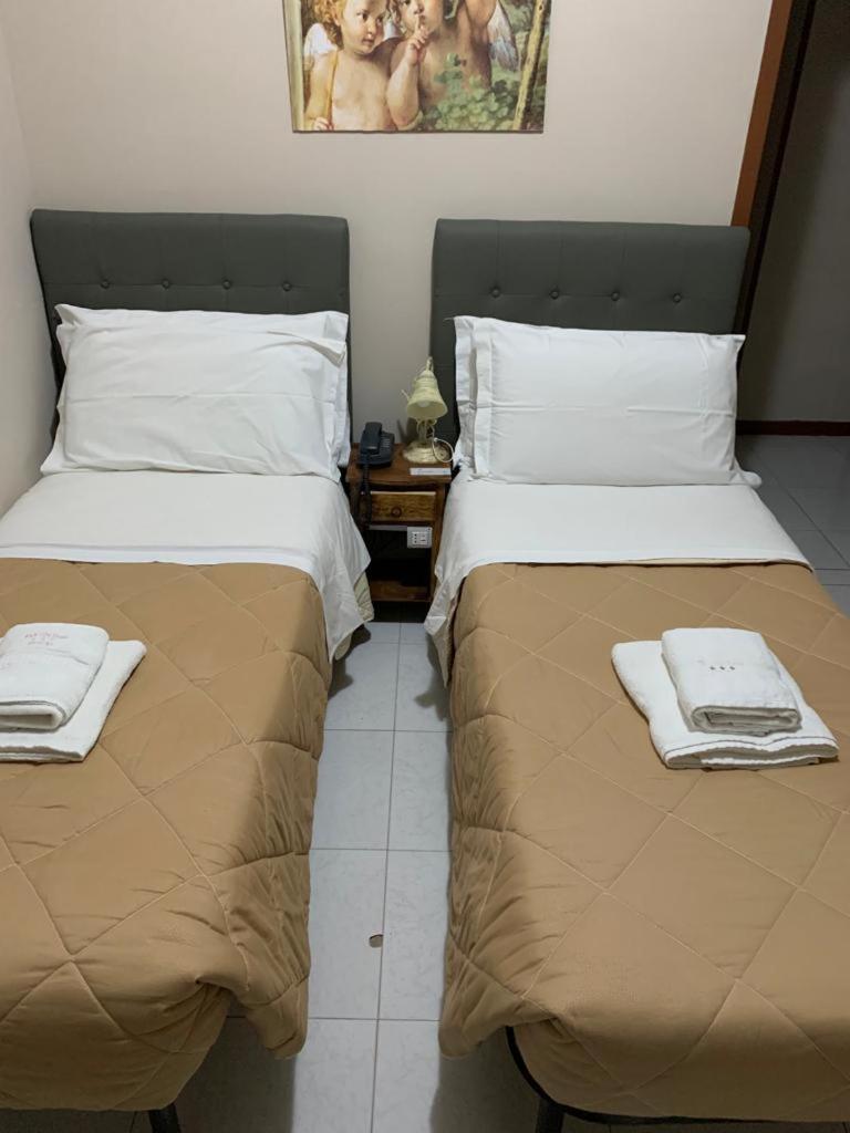 Bb Dante Bed & Breakfast Messina Eksteriør bilde