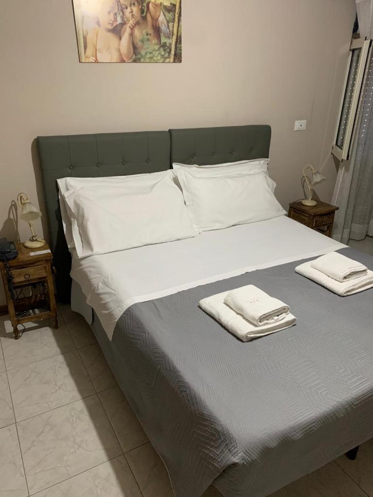 Bb Dante Bed & Breakfast Messina Eksteriør bilde